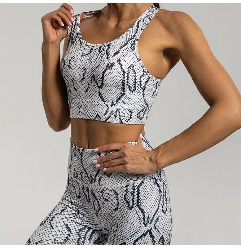 animal-print-yoga-set