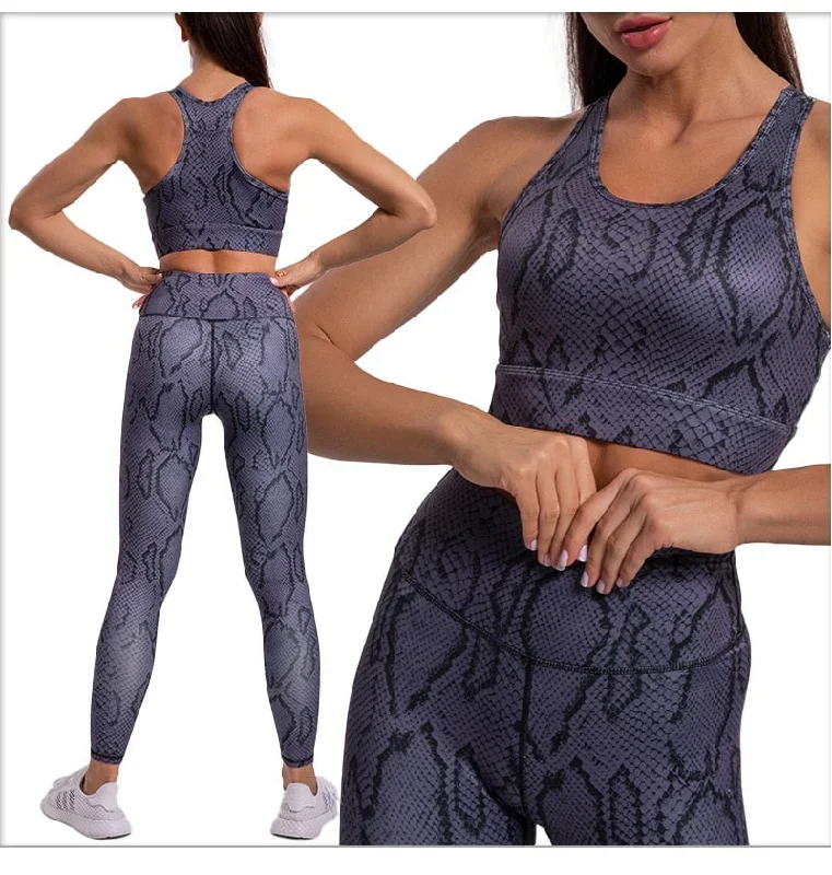 animal-print-yoga-set