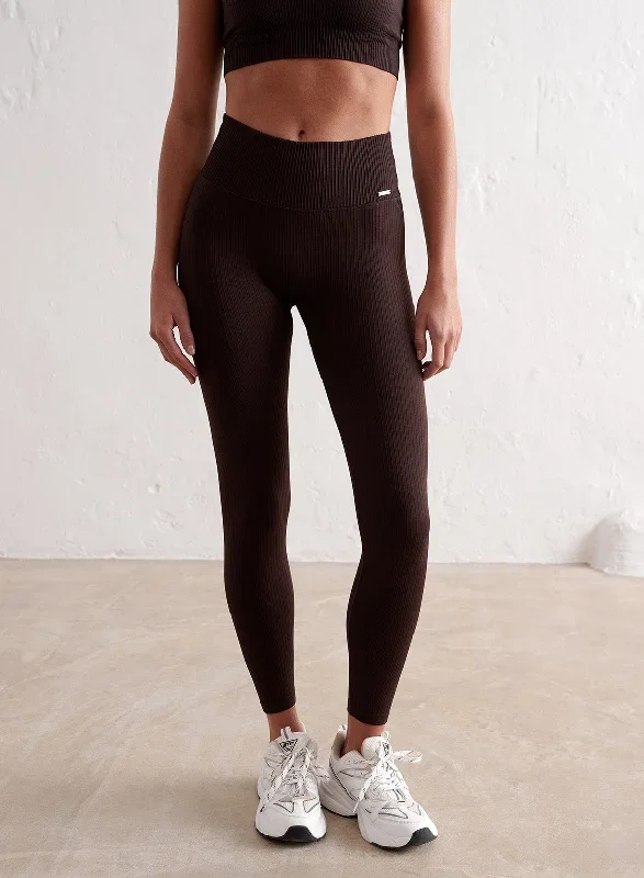 cacao-ribbed-seamless-tights