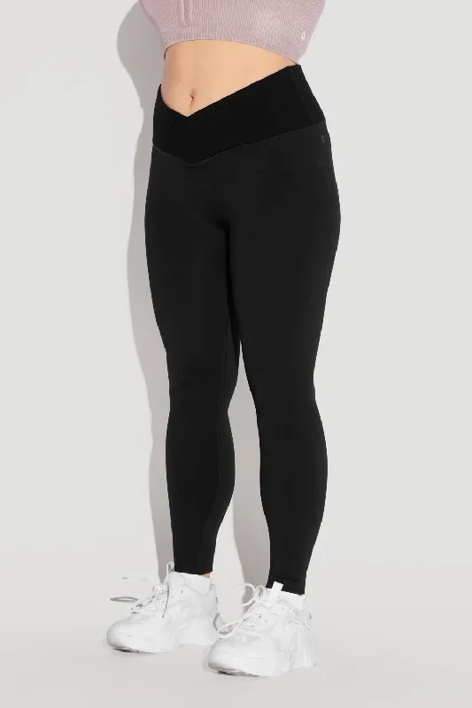 crisscross-hourglass-seamless-legging-black