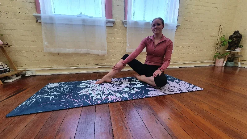 Midnight Flora Pilates Mat