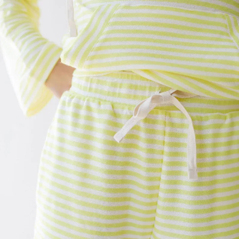 sailor-stripe-shorts-yellow-stripe