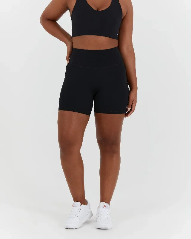 sculpt-biker-shorts-black