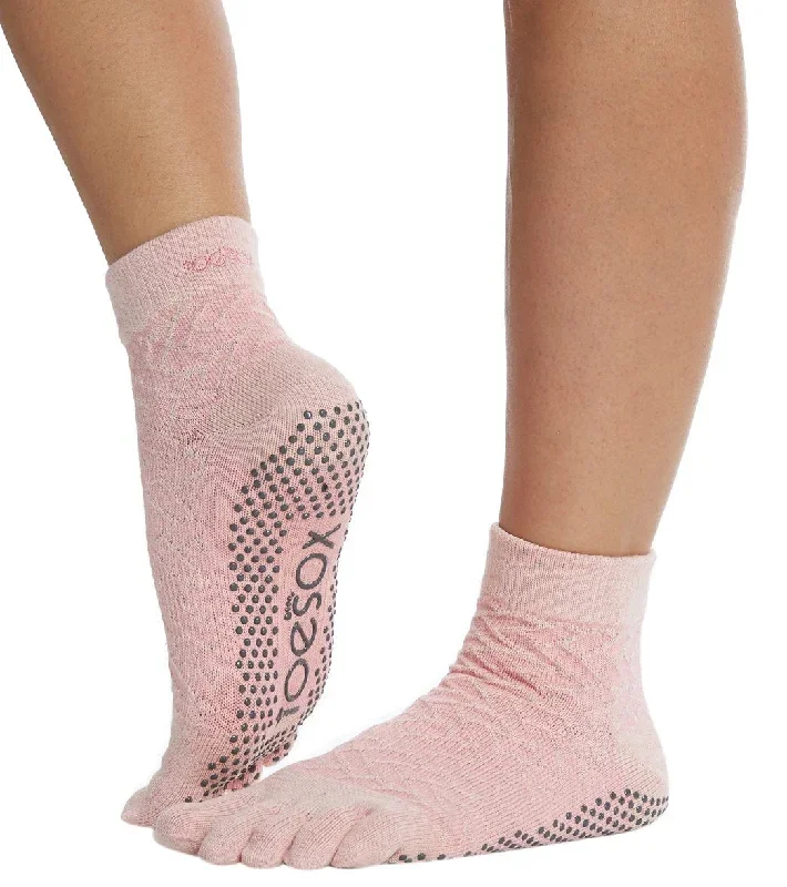 Toesox Ankle Length Full-Toe Yoga Grip Socks Chill