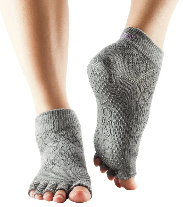 Toesox Ankle Length Half-Toe Yoga Grip Socks Fishnet Storm