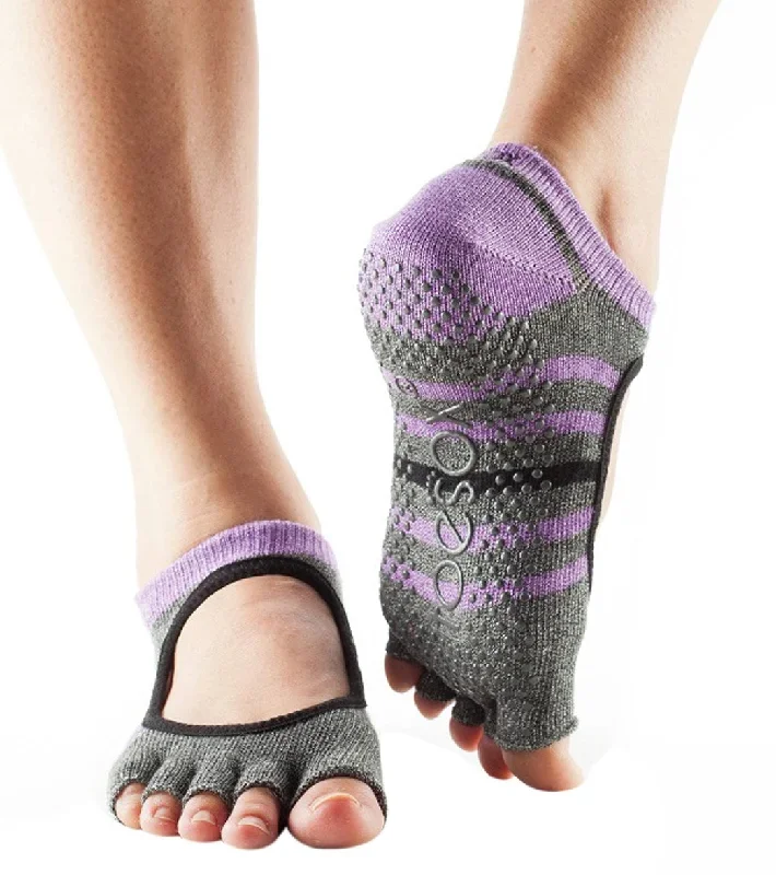 Toesox Bella Half-Toe Yoga Grip Socks Aire