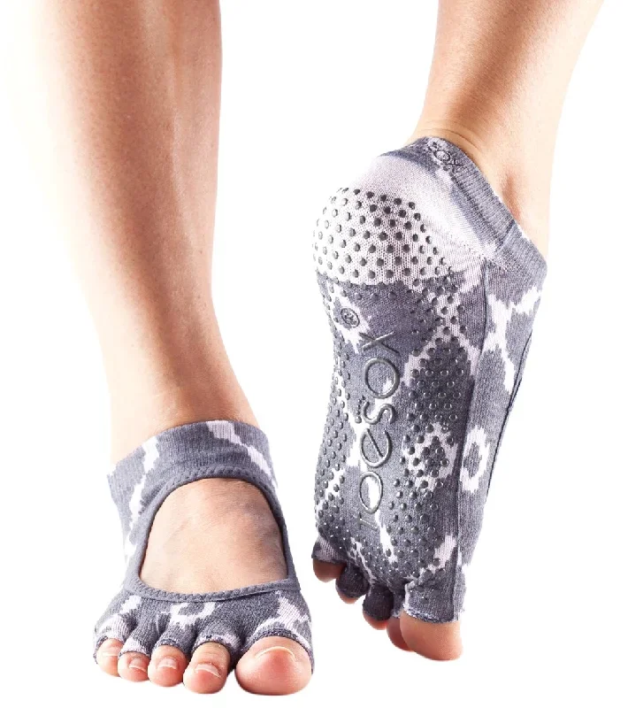 Toesox Bella Half-Toe Yoga Grip Socks Haze