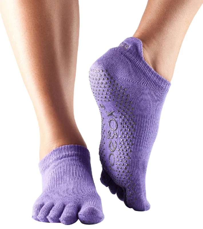 Toesox Low Rise Full-Toe Yoga Grip Socks Light Purple