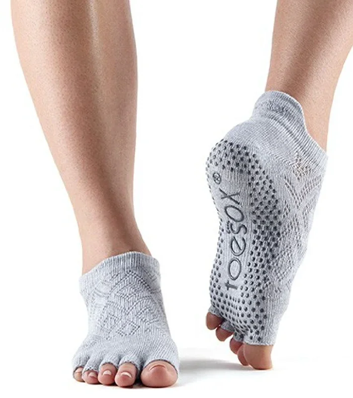 Toesox Low Rise Half-Toe Yoga Grip Socks Diamond Willow