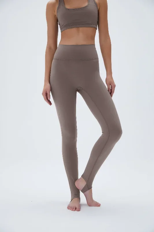 ultimate-stirrup-leggings-cocoa-brown