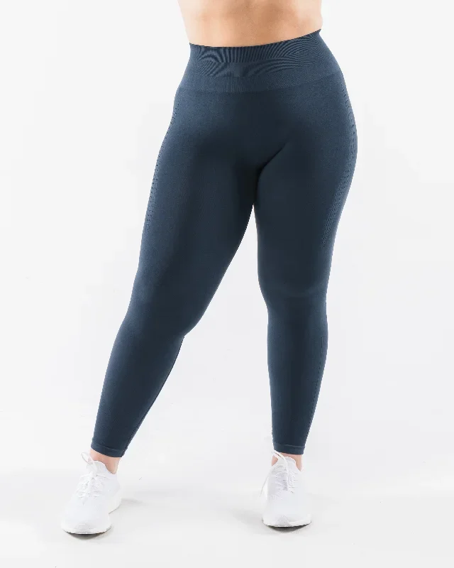 womens-amplify-contour-legging-trusted-blue